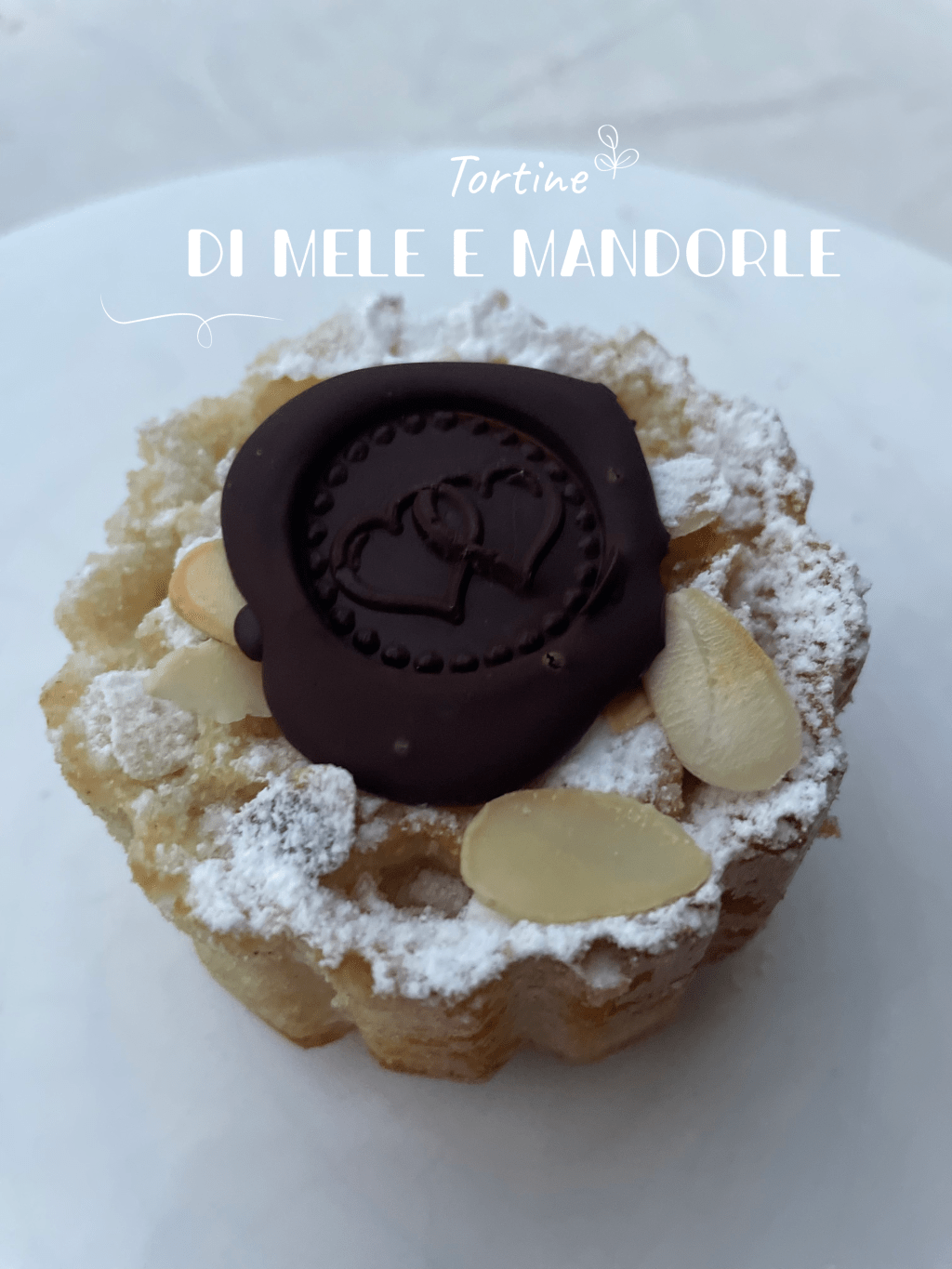 TORTINE DI MELE E&nbsp;MANDORLE