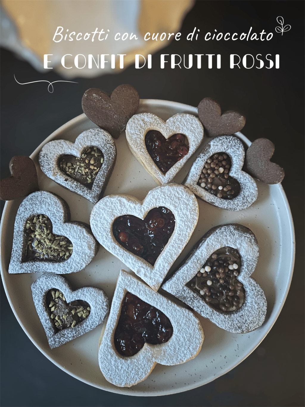 BISCOTTI CON CUORE DI CIOCCOLATO E CONFIT DI FRUTTI&nbsp;ROSSI