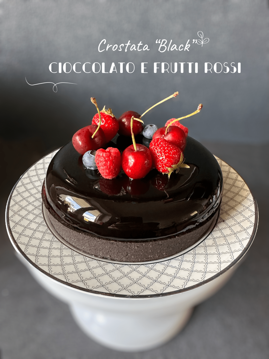 CROSTATA “BLACK” CIOCCOLATO E FRUTI&nbsp;ROSSI